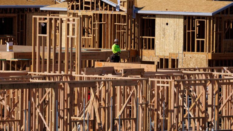 Trump says he wants to ban large investors from buying houses