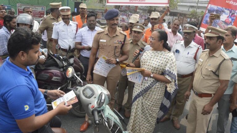 Collector flags off road safety awareness rally in Vellore