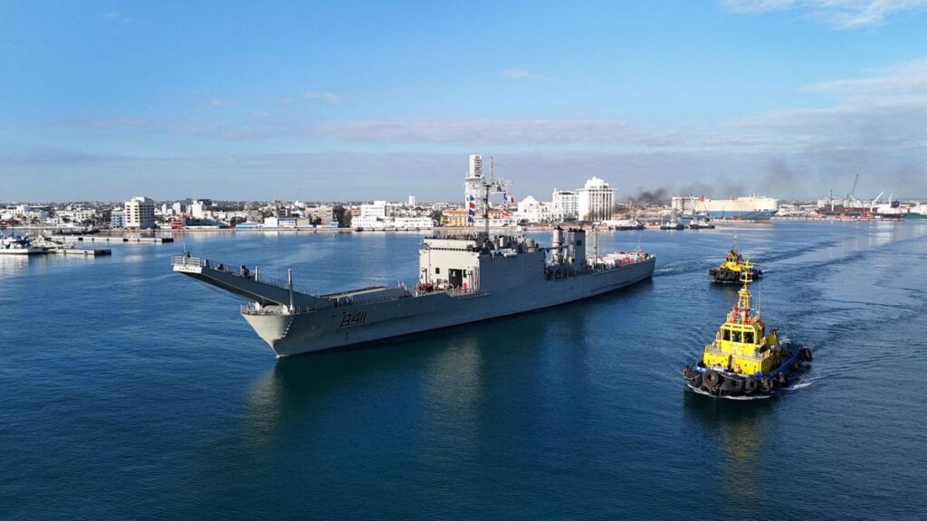 Mexico sends two ships with humanitarian aid for Cuba