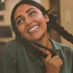 Bollywood’s ‘girl next door’ was slapped by cops when she ran away from home; battled depression, lost the love of her life to cancer