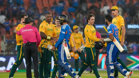 South Africa Crushes India in Super 8 Opener