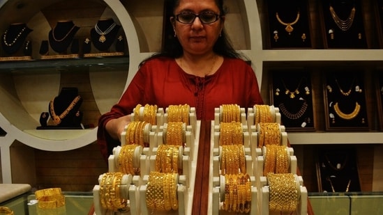 24K gold at ₹1.55 lakh in Delhi, ₹1.57 lakh in Chennai; check MCX prices| India News