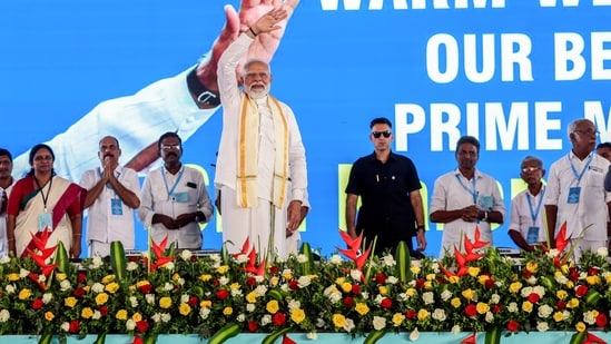 PM Modi inaugurates projects worth over ₹10,000 cr in Kerala| India News