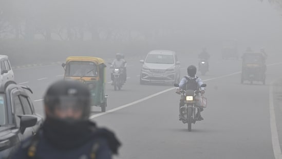 Delhi engulfed in ‘not very common’ dense fog in March; records lowest temperature since February 26| India News