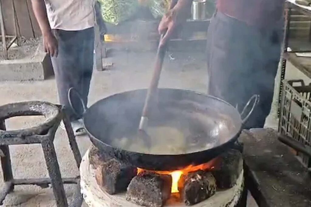 Iran War: wood, coal replacing LPG