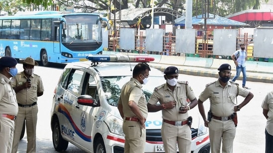 Fraudster posing as CBI official tricks Karnataka businessman into transferring ₹15 crore to ‘fake government account’| India News