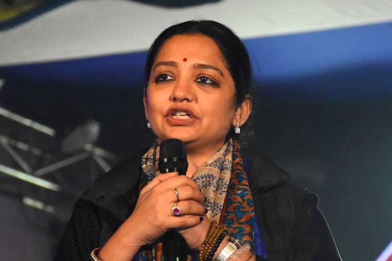 What is Centre's role in stopping tiger poaching and protecting wildlife, June Malia questions in Parliament