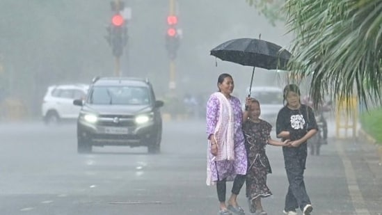 IMD issues yellow alert for Delhi; rain, thunderstorms likely across north India amid western disturbances| India News