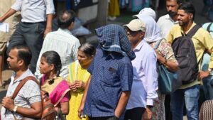 Weather news: North India sizzles under heatwave, yellow alert for Delhi, 45 degrees in UP's Prayagraj| India News