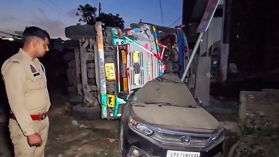 13 dead, 30 injured in major collision involving bus, truck in Bihar's Katihar| India News