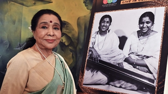 ‘End of a golden era’: Political leaders mourn singer Asha Bhosle's demise| India News
