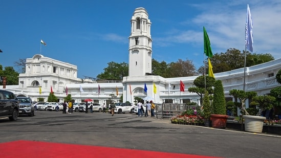 Security breacj at Delhi assembly complex: Masked man in car breaks through gate, places a bouquet in porch, drives away| India News