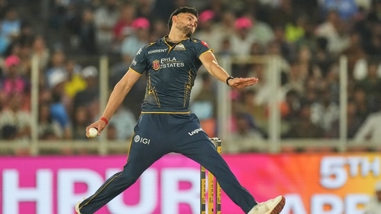 IPL’s new speed gun hero! Gujarat Titans' Dale Steyn fanboy turns heads, clocks season’s fastest ball at 154.2 kph