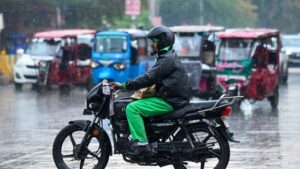 Heavy rain hits Noida, several streets waterlogged; yellow alert in Delhi and Gurgaon| India News