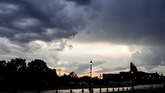 Delhi-NCR wakes up to rain, cooler morning; IMD issues yellow alert for thunderstorms| India News
