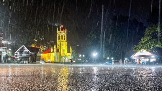 Rain in south, snow and hailstorms to hit north India; ‘Feb-like’ temperature possible this week