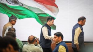 AAP split puts 'merger' clause of defection law under scrutiny