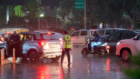 Heavy rain hits parts of Delhi NCR, IMD issues orange alert| India News