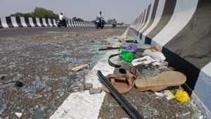 11 people in a van killed in collision with cement mixer in Maharashtra's Thane| India News