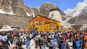 Kedarnath pilgrimage crosses 5 lakh mark, health department issues alert