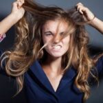 Lifestyle News: Whether the person in front of you is moody or unhappy, you can tell the truth about their inner feelings by their outward behavior