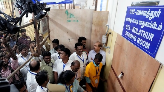 Tamil Nadu elections 2026: Who is VS Babu, the giant killer leading against MK Stalin in Kolathur?